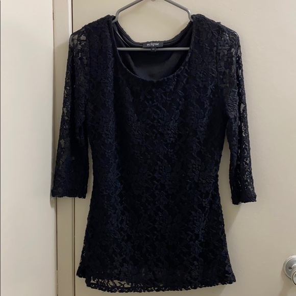 💜4/$30 - black lace top - Picture 1 of 3